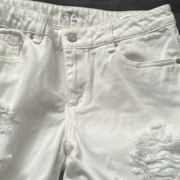 White pants - Picture 1 of 3